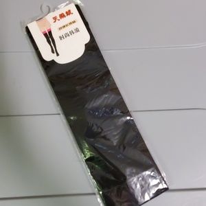 NWT Knee/thigh high socks
